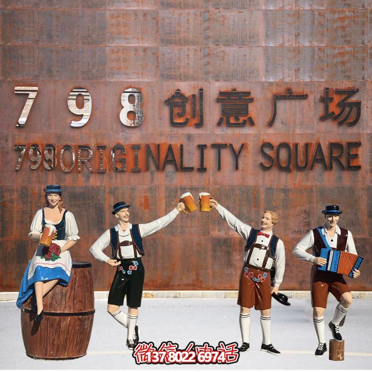 玻璃鋼雕塑——點綴廣場景觀，塑造優(yōu)雅人物卡通