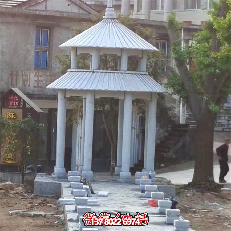 精美大理石雕刻二層涼亭，為農(nóng)村文化廣場(chǎng)添彩