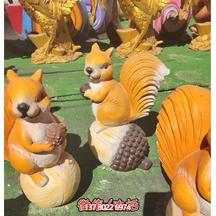 集游樂、景觀、動物園于一體的玻璃鋼仿真卡通動物游樂場
