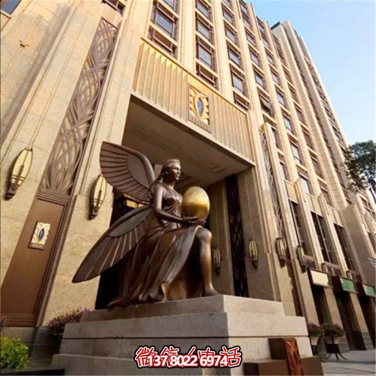 玻璃鋼仿銅西方女人物雕塑，為小區(qū)、寫字樓門前添彩