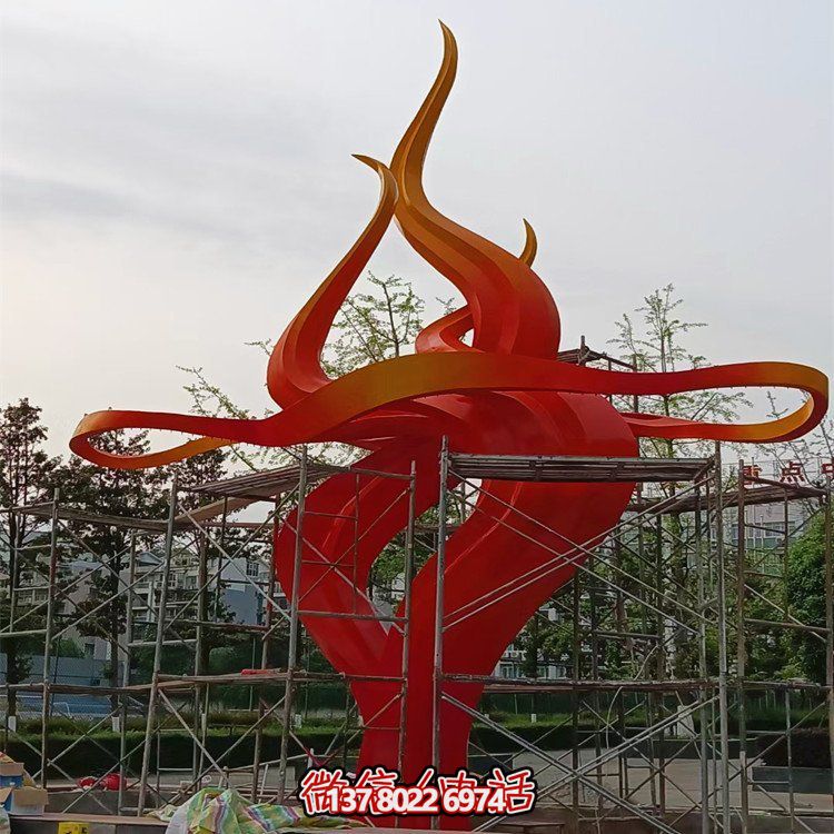創(chuàng)意景觀不銹鋼雕塑擺件，點(diǎn)亮小區(qū)別墅美景