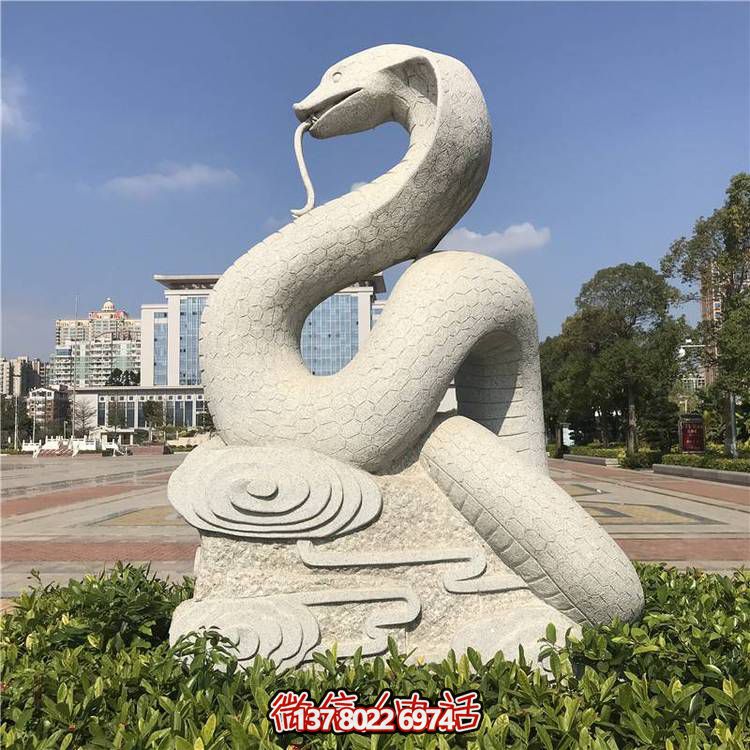 傳統(tǒng)風(fēng)格大理石蛇雕塑，擺放于廣場，給您帶來完美視覺享受