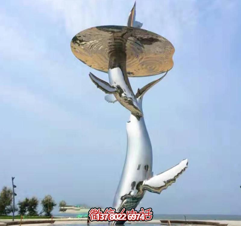 不銹鋼海豚雕塑，為戶外游泳添彩
