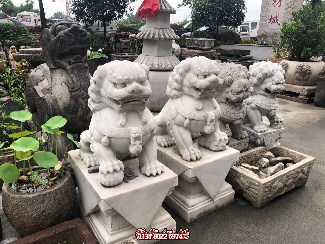 精美獅子雕塑，企業(yè)招財納福