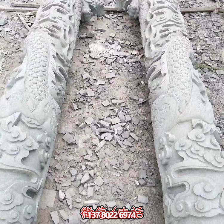 大型石雕龍柱，點(diǎn)綴園林景觀