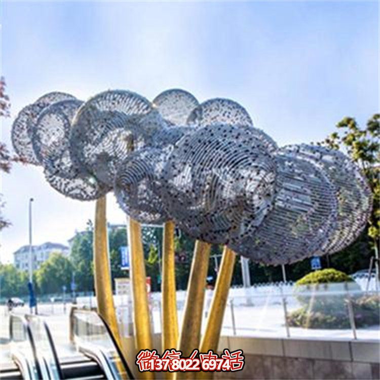 不銹鋼雕塑，點(diǎn)綴城市地標(biāo)，為建筑、園林、廣場(chǎng)、景觀增添獨(dú)特魅力