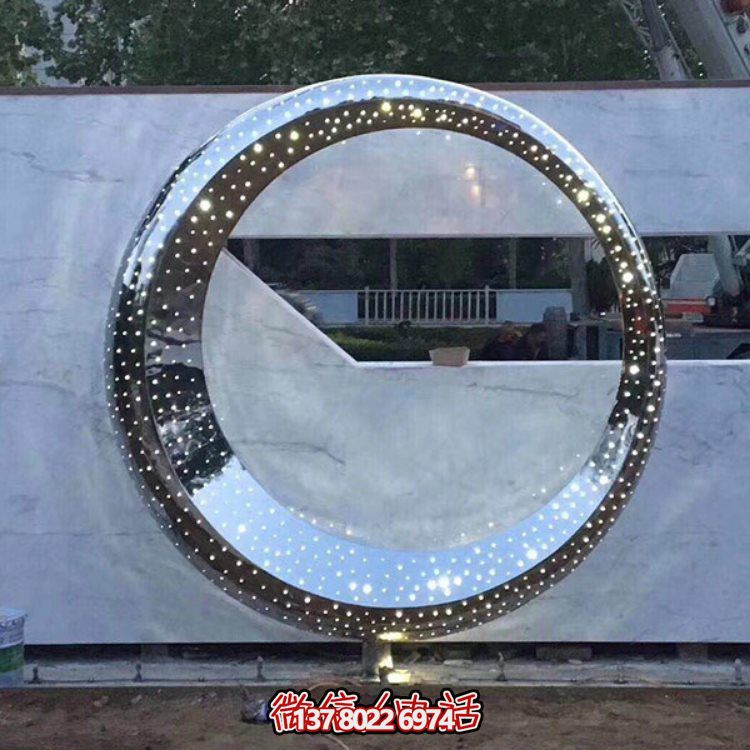 不銹鋼海豚景觀雕塑，提升酒店會所的抽象圓環(huán)氛圍