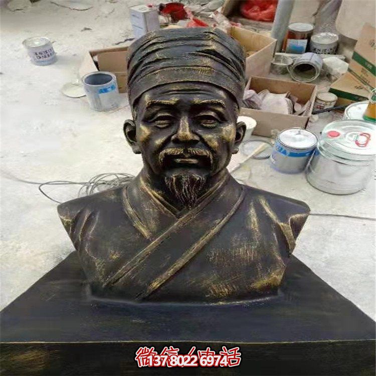 仿銅人物雕塑，玻璃鋼擺放玻璃裝飾城市學(xué)校園林