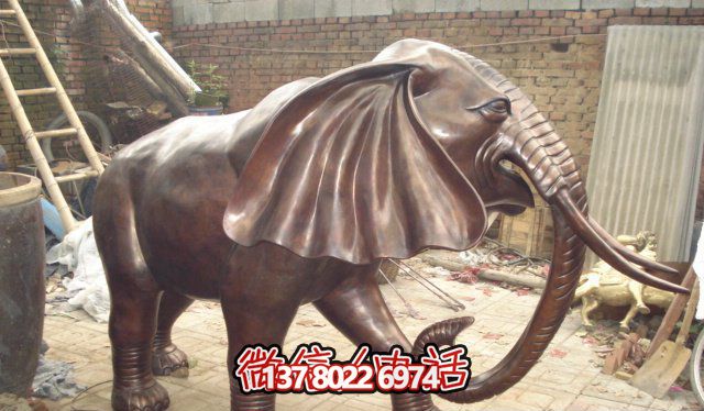 創(chuàng)意仿銅大象雕塑，美化環(huán)境景觀