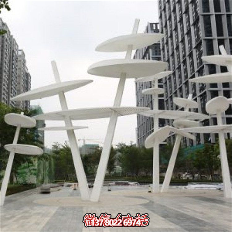 精美不銹鋼雕塑，點(diǎn)綴大型房地產(chǎn)廣場(chǎng)城市園林景觀