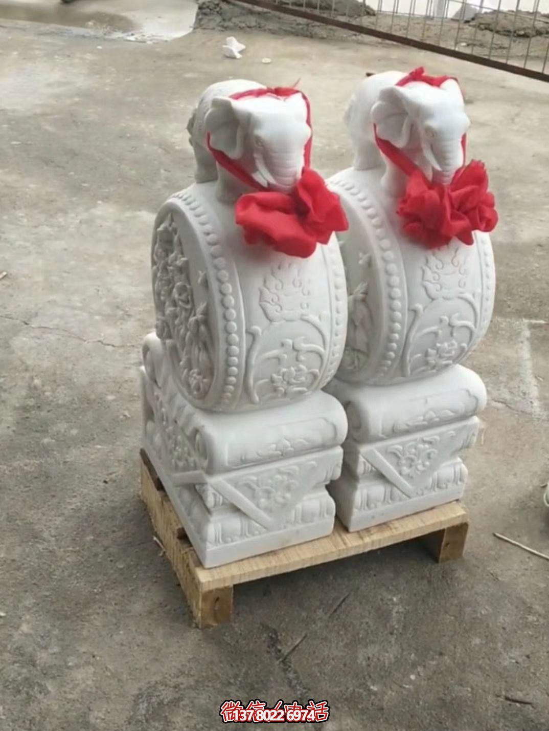 漢白玉吉祥小象雕塑，石門口擺放門墩