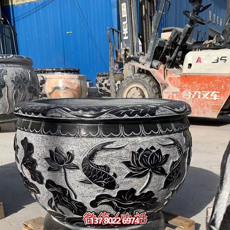 精美荷花浮雕缸，融合經(jīng)典元素，打造清新安靜空間