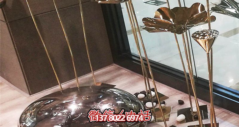 室內(nèi)裝飾蓮蓬雕塑，用不銹鋼鵝卵石點綴
