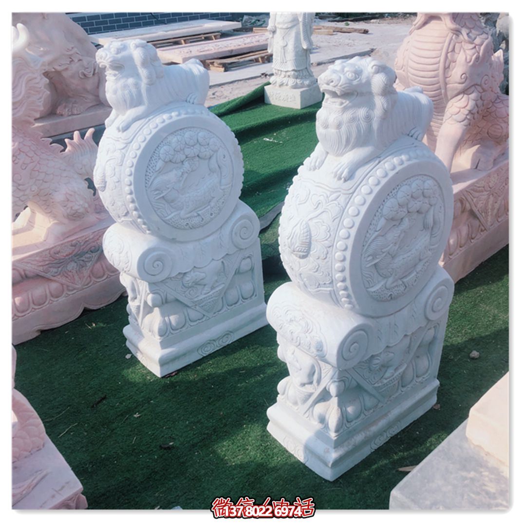 精美石雕獅子雕塑，裝點(diǎn)精致庭院