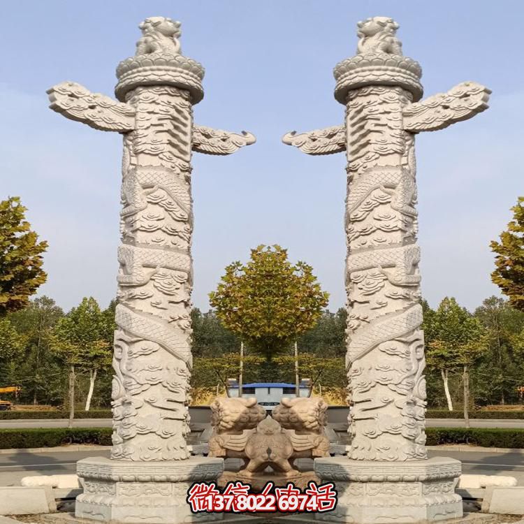 精美大理石手工雕刻龍紋華表雕塑，點(diǎn)綴廣場美景