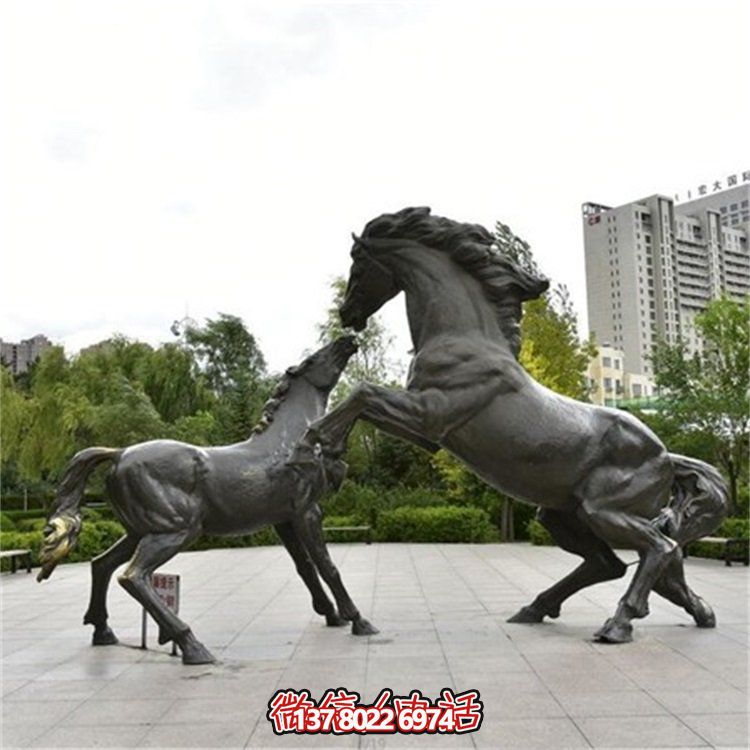 大型仿真動物駿馬不銹鋼雕塑，點綴城市廣場園林