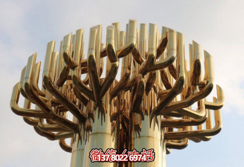 不銹鋼大樹(shù)雕塑，金色噴涂