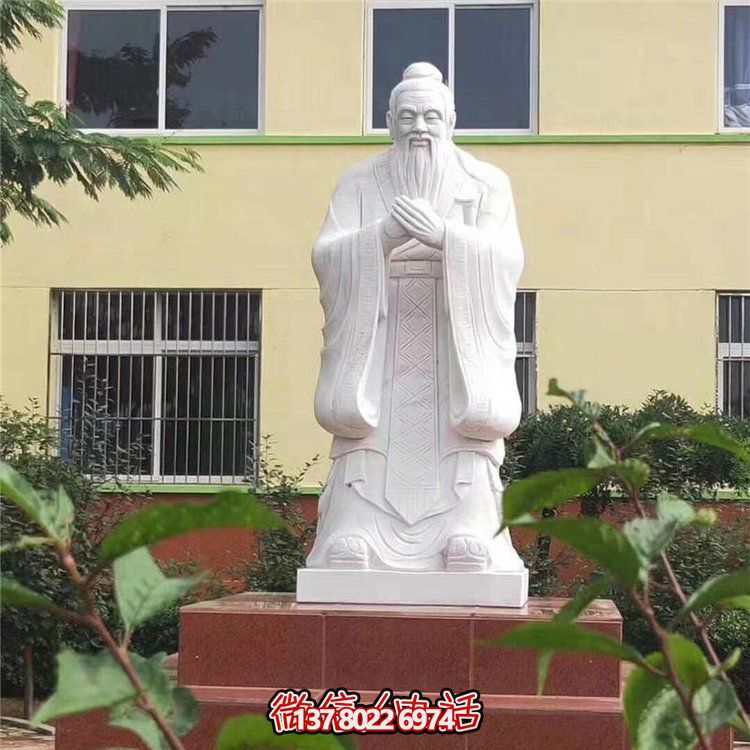 孔子雕像，傳承歷史文化