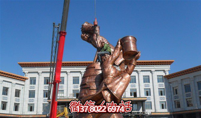 廣場(chǎng)美女跳舞景觀(guān)玻璃鋼仿銅雕塑